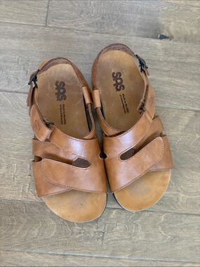 SAS Huggy Leather Adjustable Strap Sandals Size 8 Wide